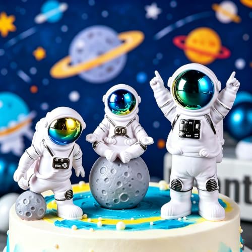 Gradient Astronaut Figurines Statue Set of 3 (3 Count)