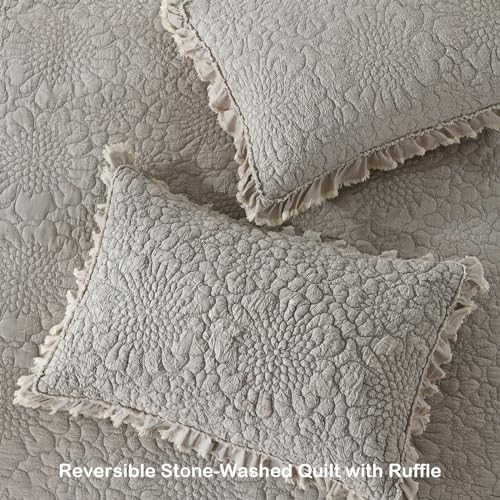 Beige Ruffled Quilt King Size