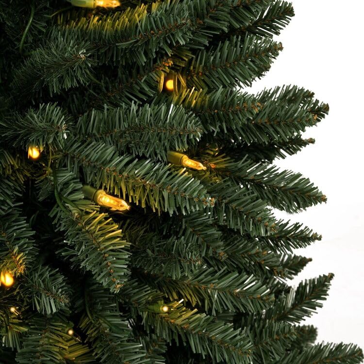 6.5ft Christmas Tree with Lights