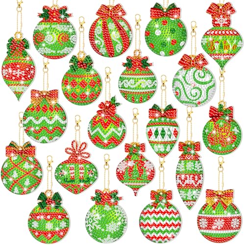 20 Pcs Christmas Diamond Painting Keychain Kits 5D DIY Diamond Art Pendants Double Sided Hanging Key Chains for Christmas Party Decoration DIY (20 Count)