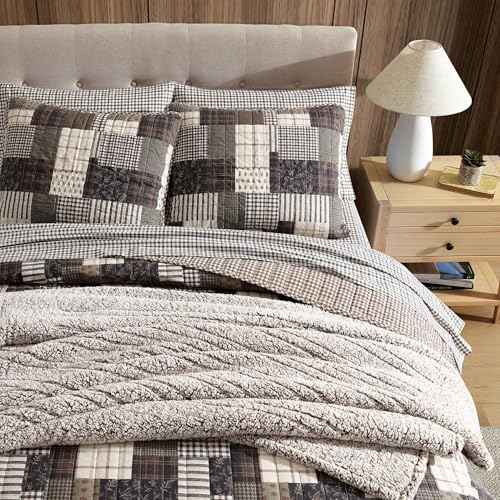 Twin Quilt Set with Shams
