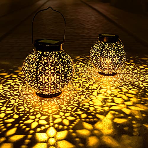 2 Pack Outdoor Solar Lantern Lights (2 Count)