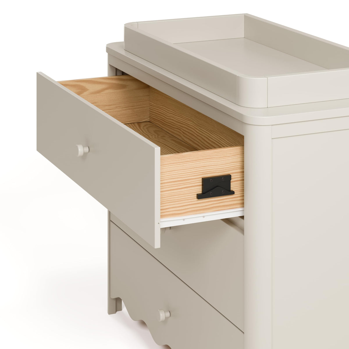Casablanca 3 Drawer Chest with Changing Topper