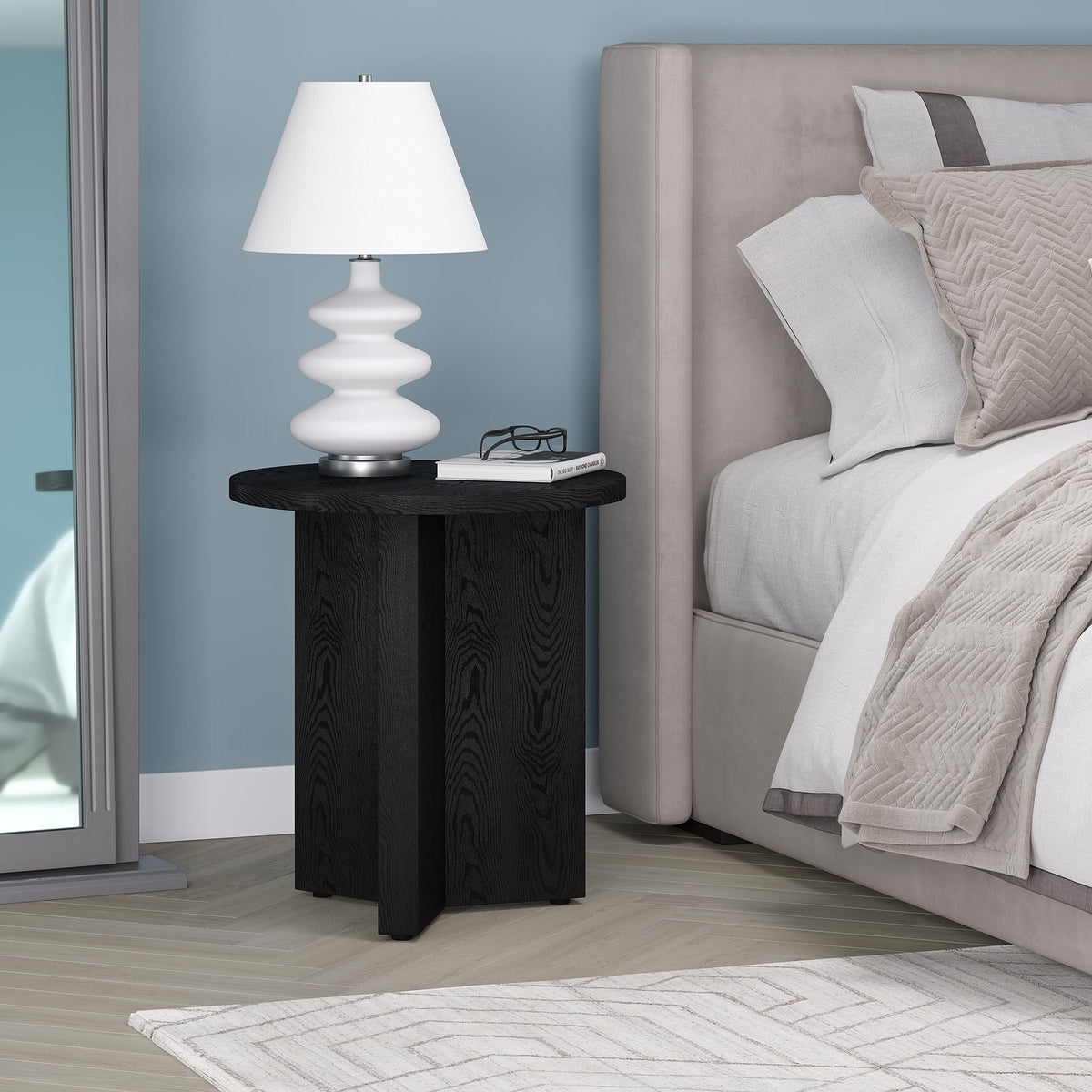 20" Round Side Table