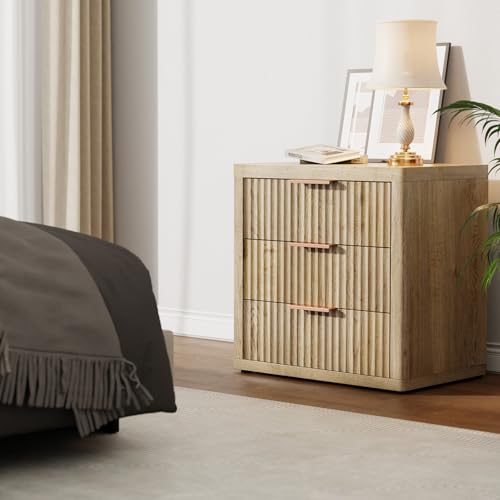 Fluted Nightstand with 3 Drawers (Natural)