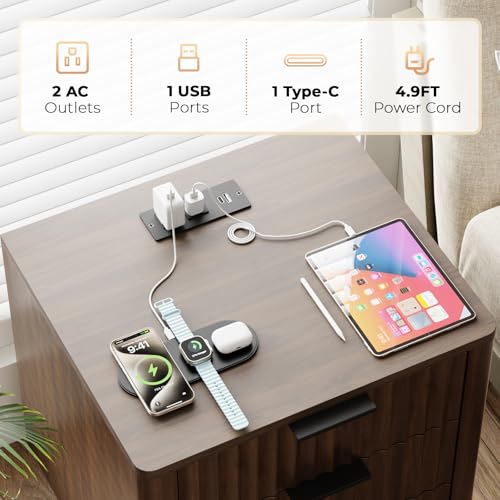 Fluted Nightstand with Charging Station (Walnut / 3 Drawers)
