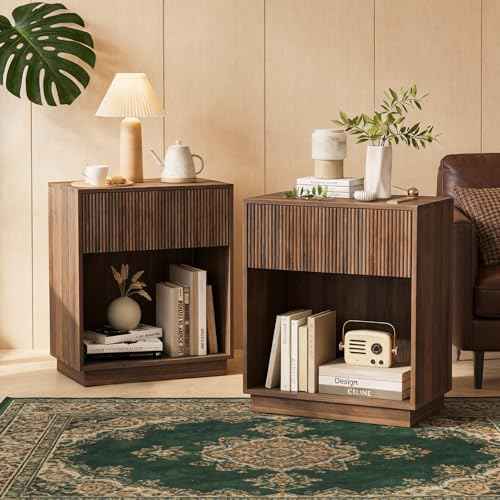 Fluted Nightstands Set of 2 (Walnut)
