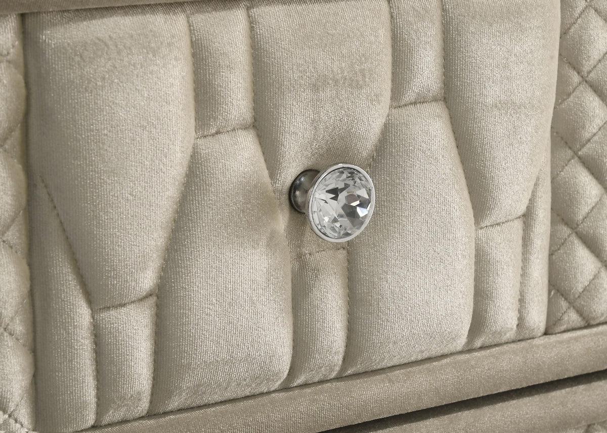 Coaster Lorient 28 (Ivory/Camel)