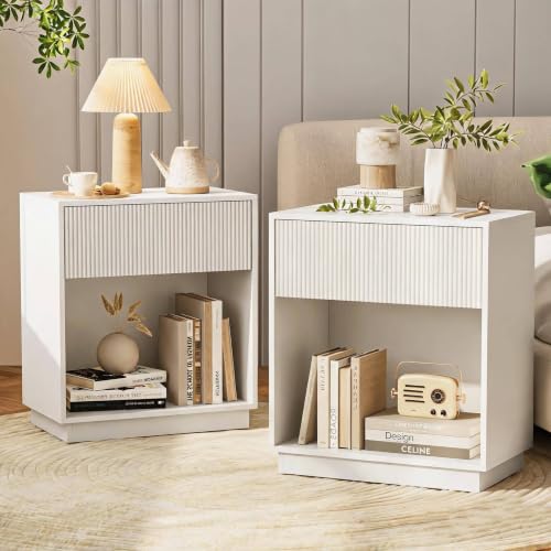 Fluted Nightstands Set of 2 (White)