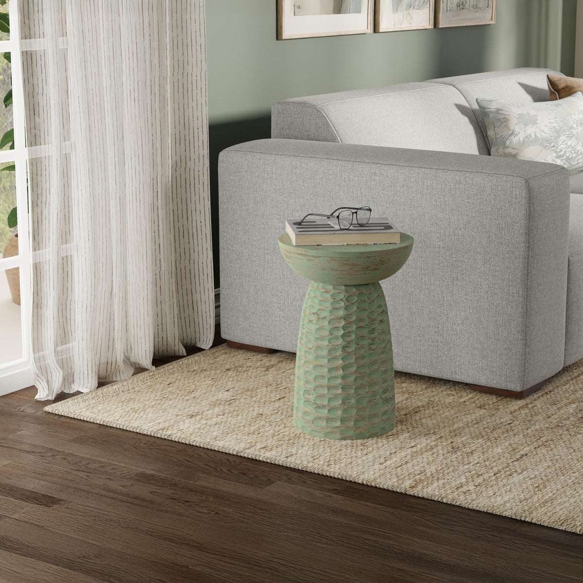 Boyd 13" Wide Solid Wood Round End Table in Green Wash (Green Wash / 13 inch)