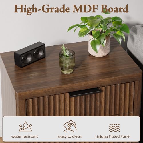 Fluted Nightstand with 3 Drawers (Walnut)