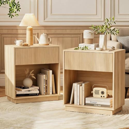 Fluted Nightstands Set of 2 (Oak)