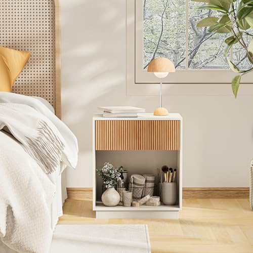 Fluted Nightstands Set of 2 (White & Oak)