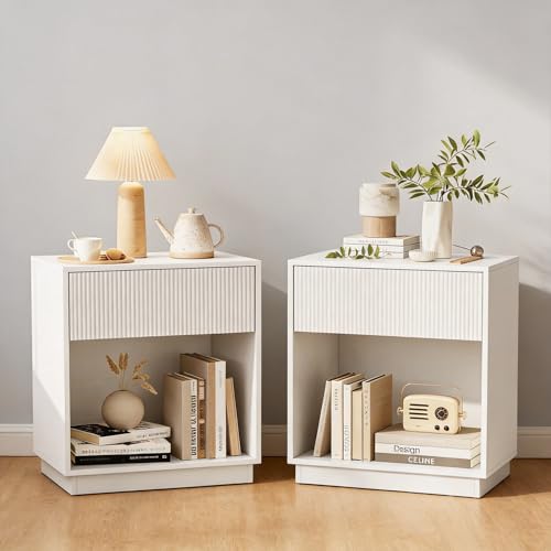 Fluted Nightstands Set of 2 (White)